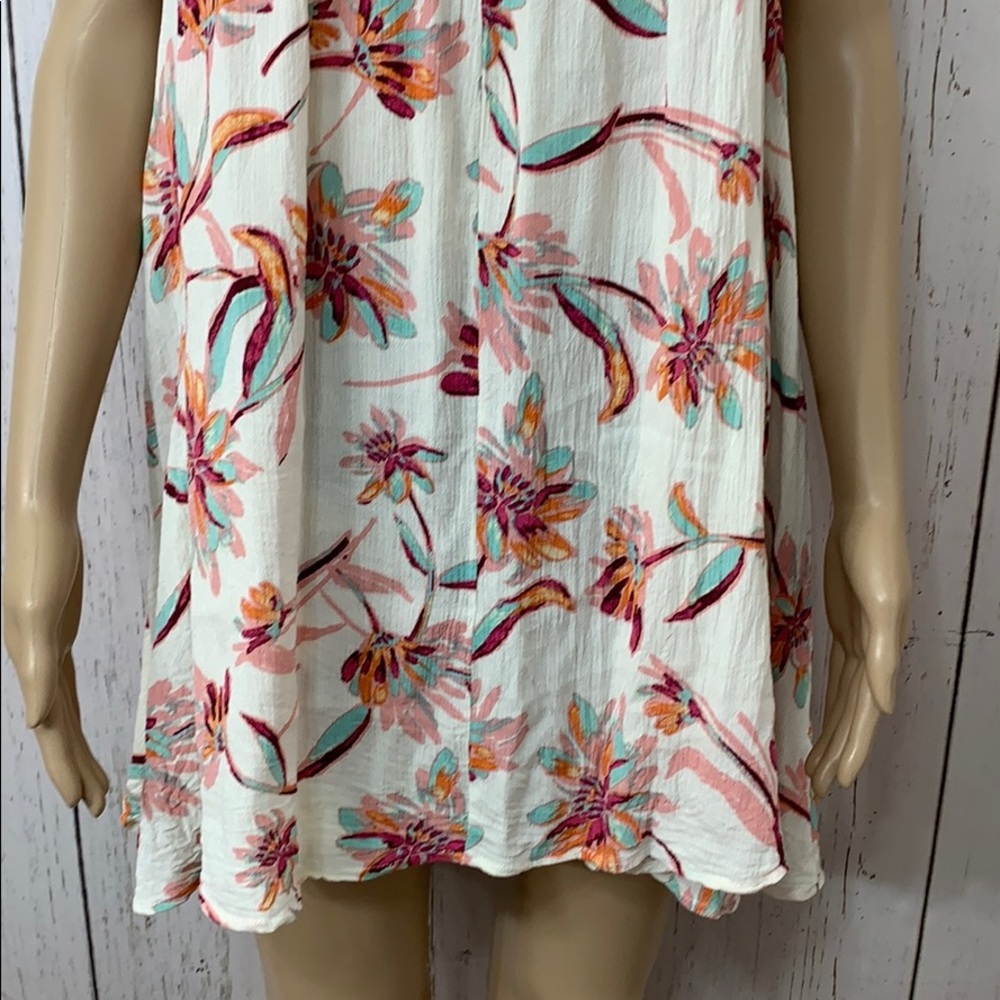 Audrey 3+1 Keyhole Swing Dress - Picture 4 of 10